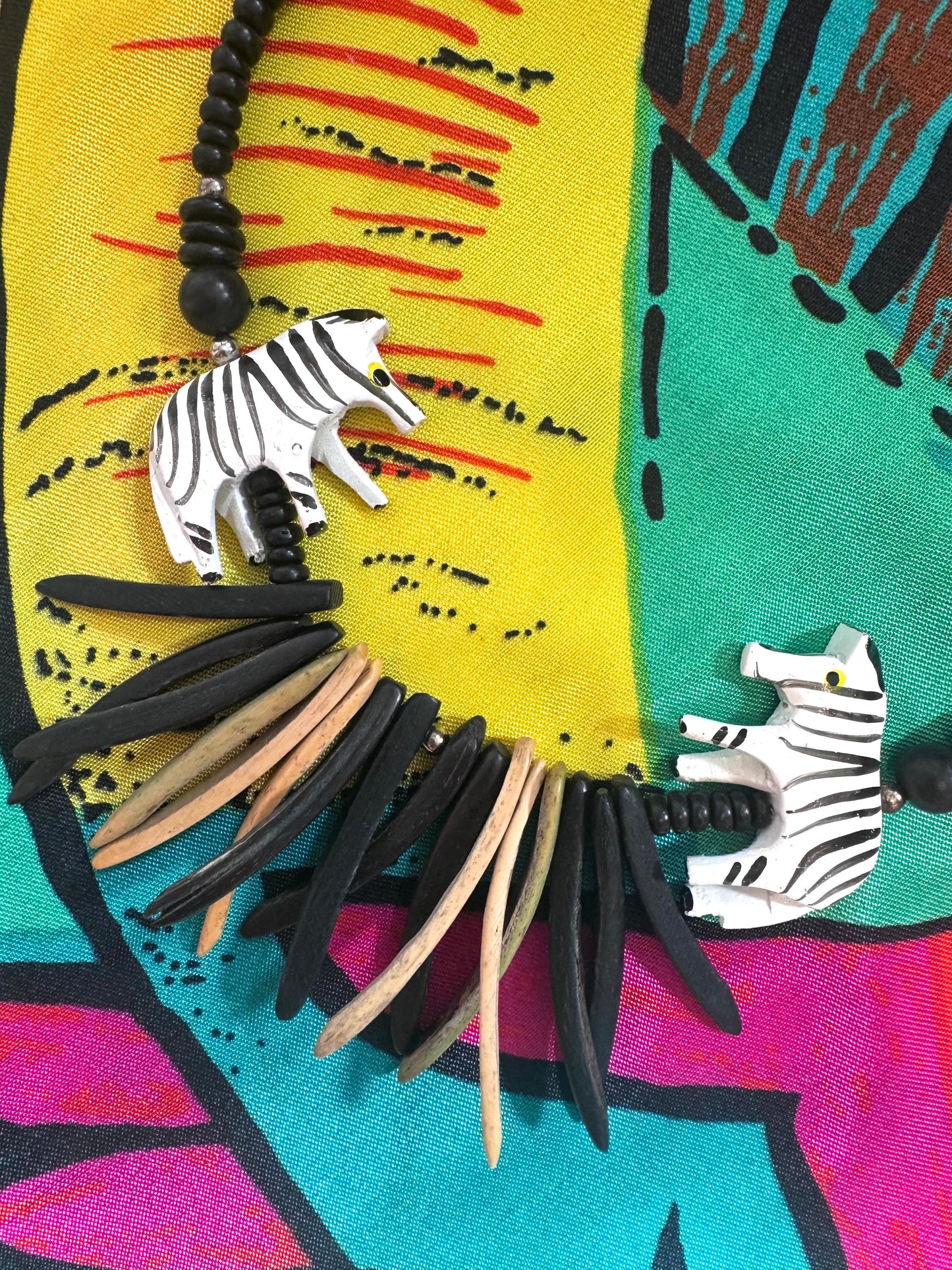 80s wood zebra necklace