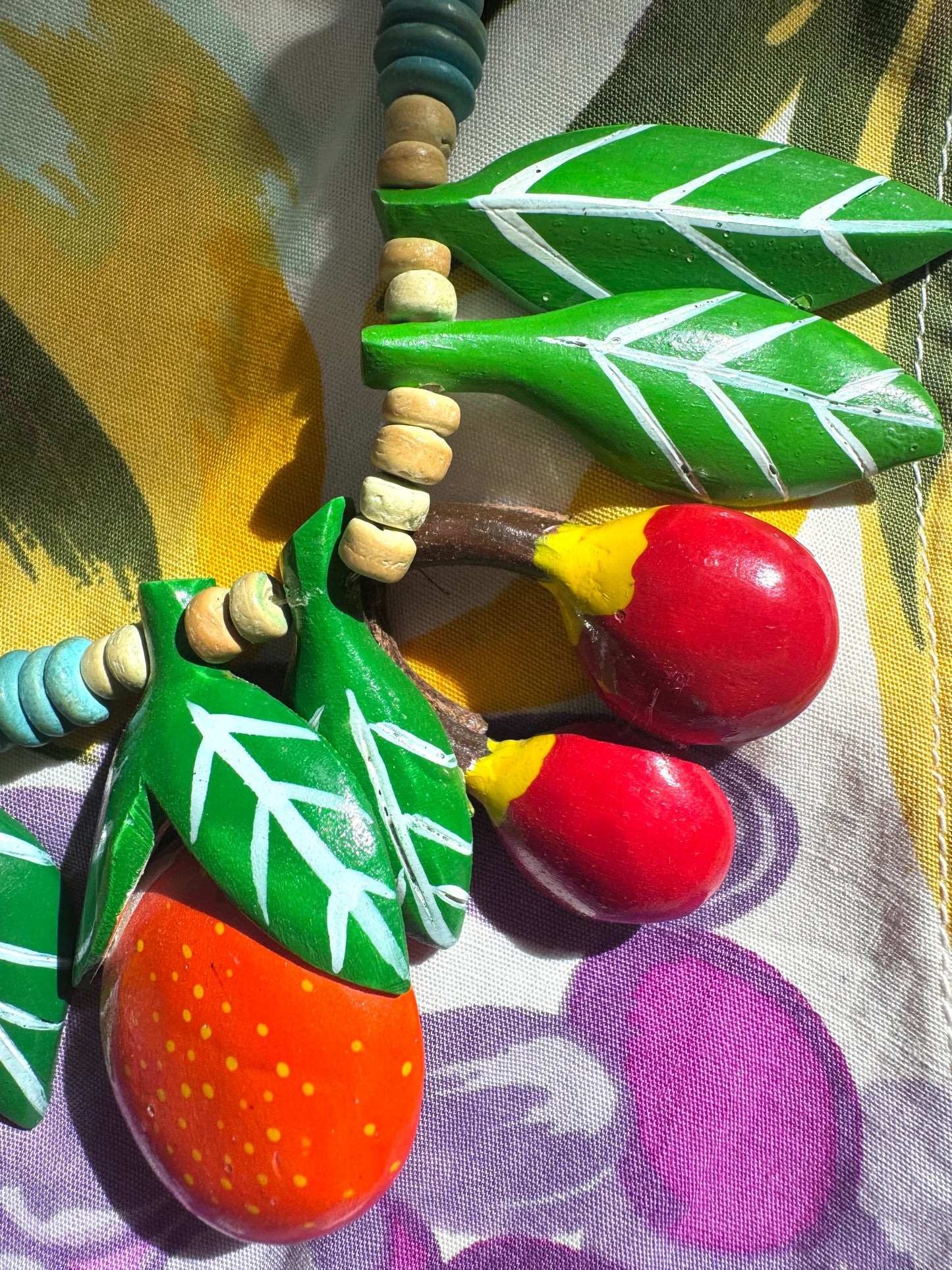 80s wooden jewellery set
