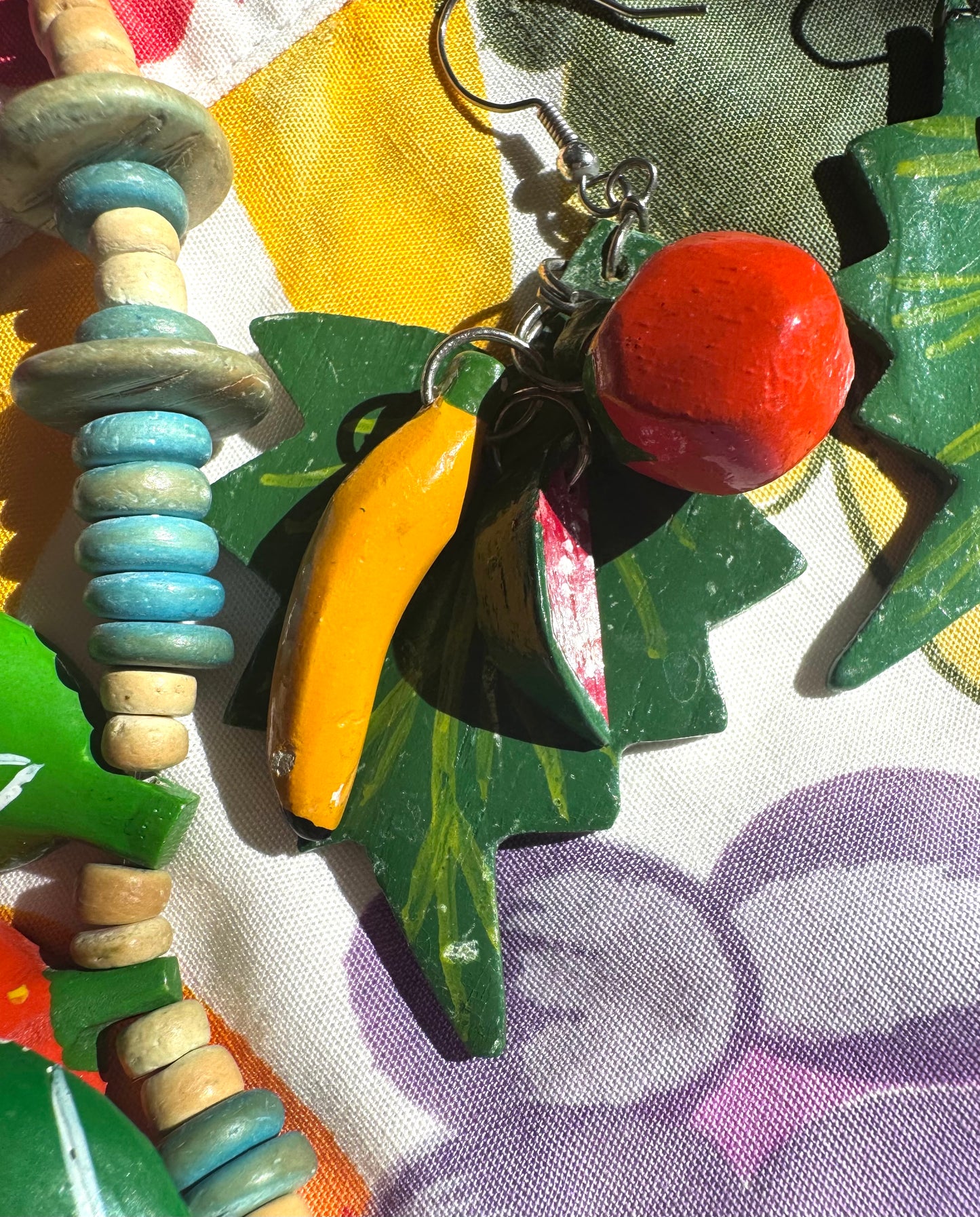 80s wooden jewellery set